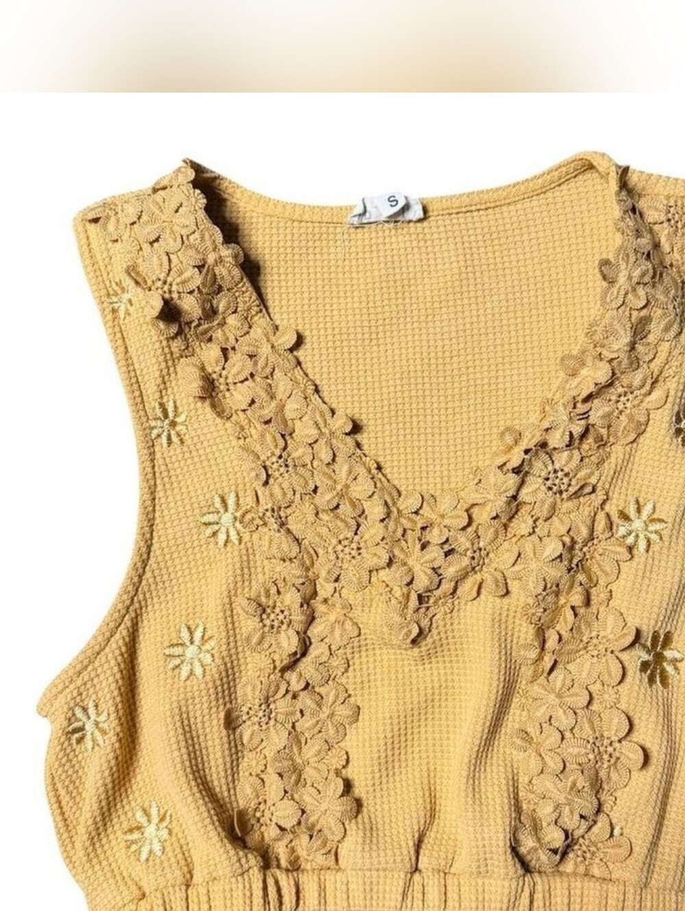POL Mustard Floral Embroidered Lace Crochet Waffle Knit V-Neck Crop Top S